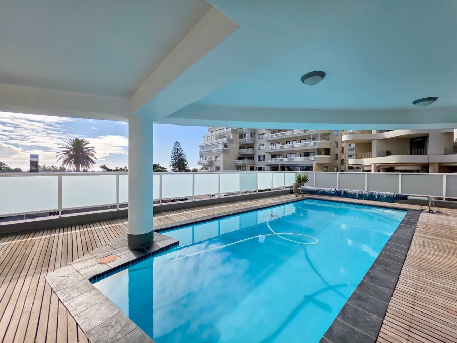 2 Bedroom Property for Sale in Sea Point Western Cape